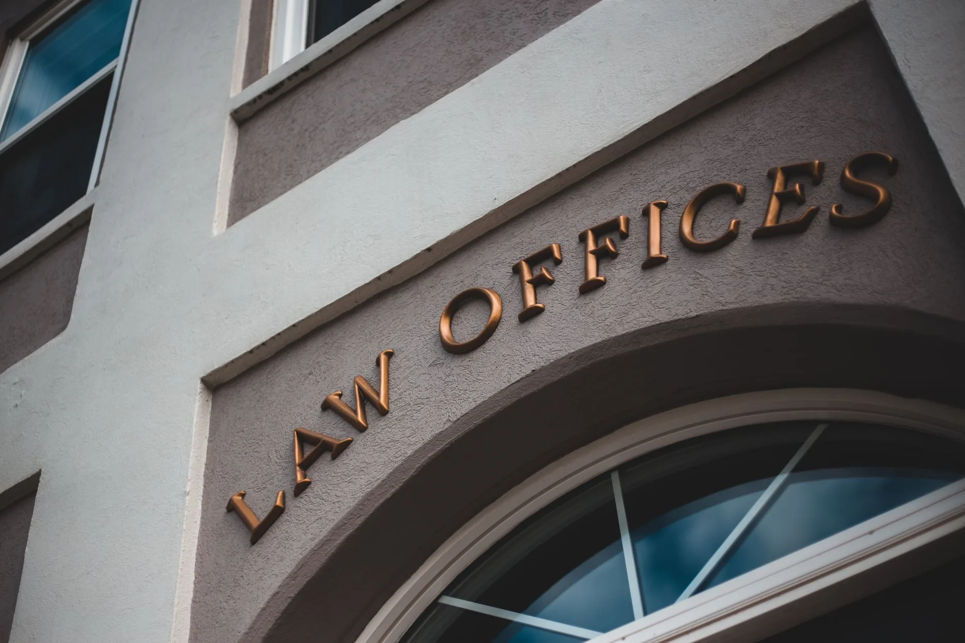 10 Essential Website Design Considerations for Turkish Law Firms