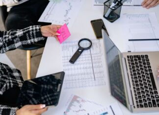 How Real-Time News Trends Are Shaping Modern Marketing Strategies How Real-Time News Trends Are Shaping Modern Marketing Strategies