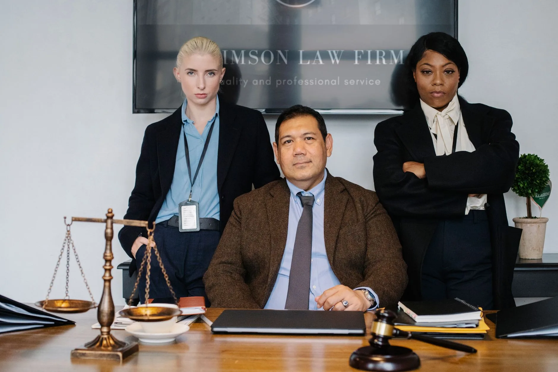 How to Find the Right Lawyer: A Practical Marketing Guide