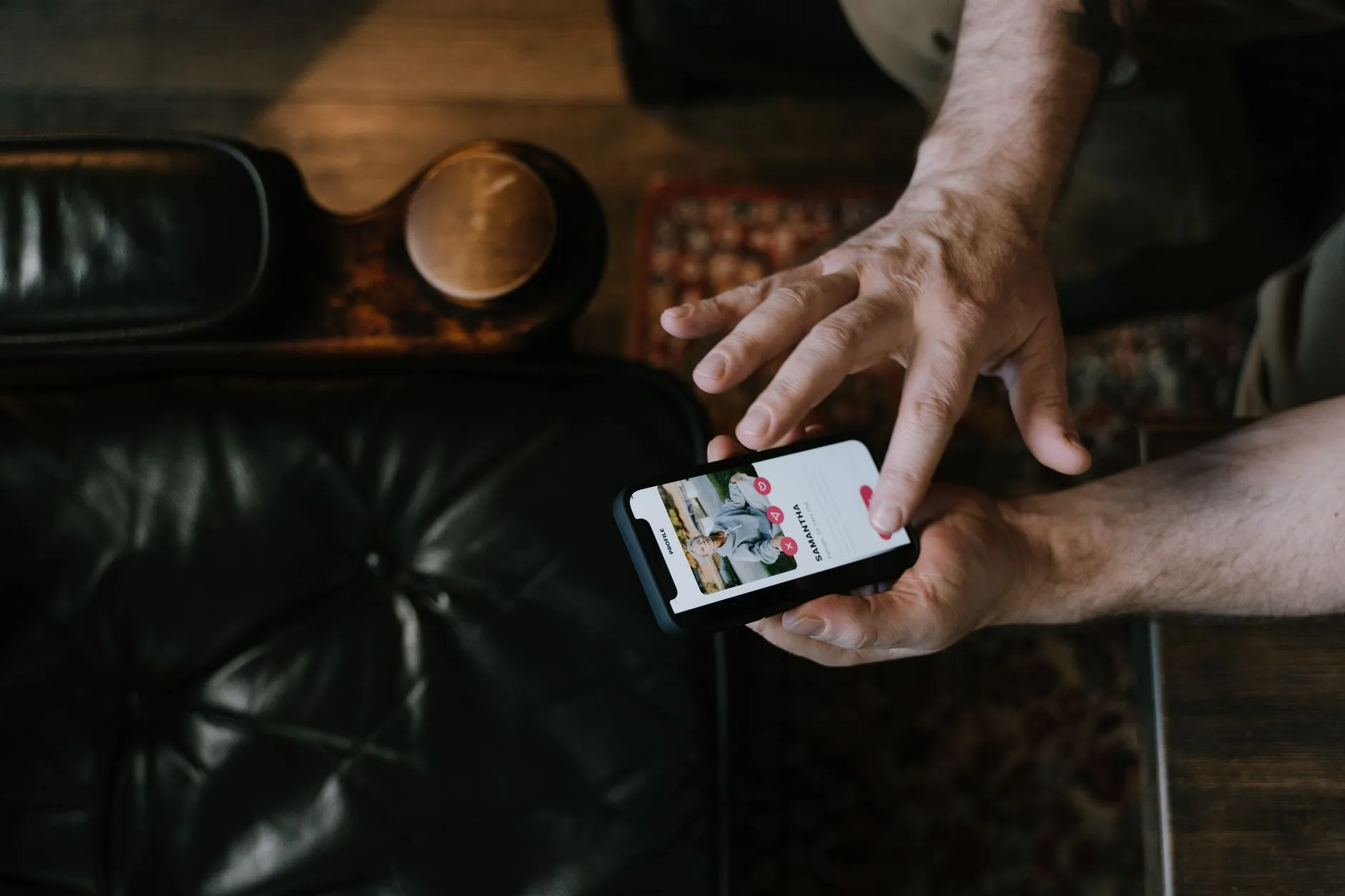 Swipe Right to Success: How Verified Profiles Boost Online Dating Engagement