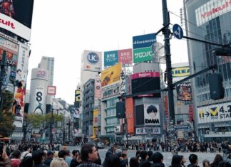 The Intersection of Digital Marketing and Emerging Markets: A Comprehensive Guide The Intersection of Digital Marketing and